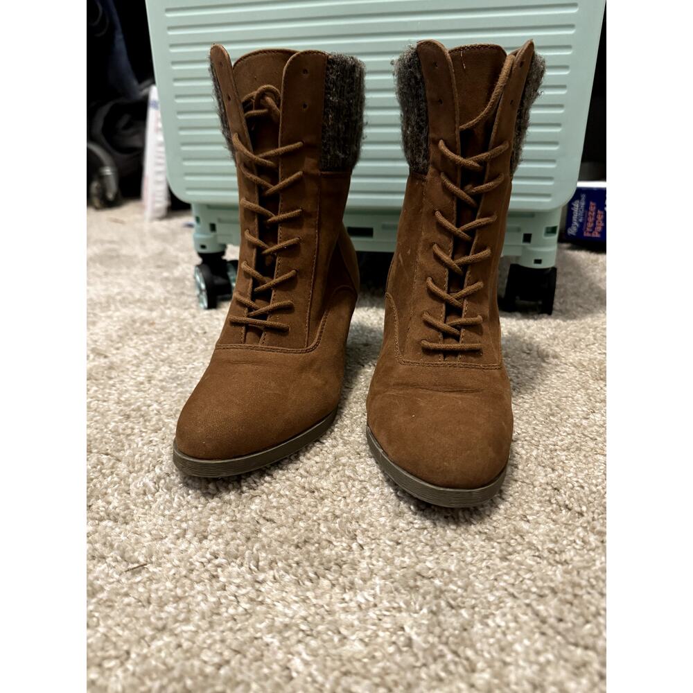 Madden Girl Boots with Knit Sock Top Lace Up Size 8M G-Drone